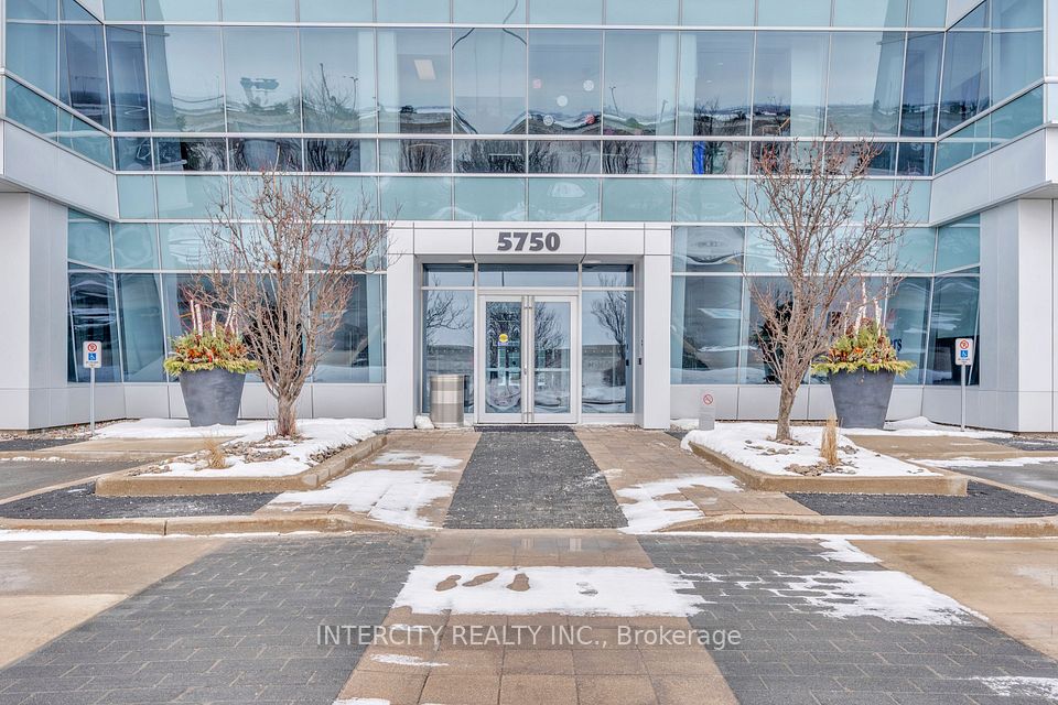 5750 Explorer Drive 102, Mississauga, ON L4W 5K9