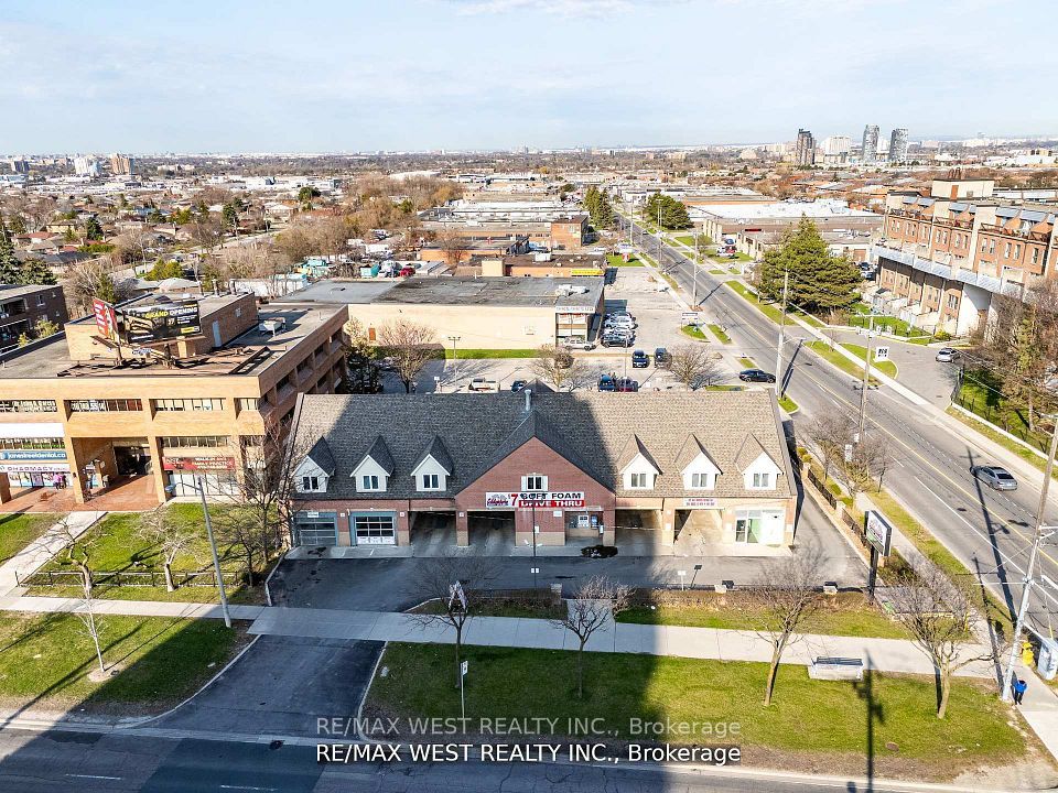 2800 Jane Street, Toronto W05, ON M3N 2H9