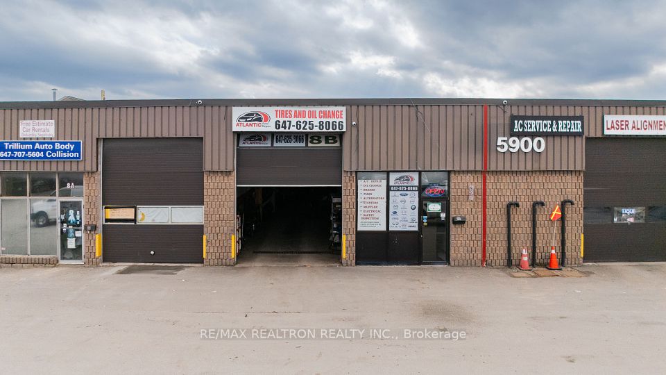 5900 Dixie Road 8B, Mississauga, ON L4W 1E9