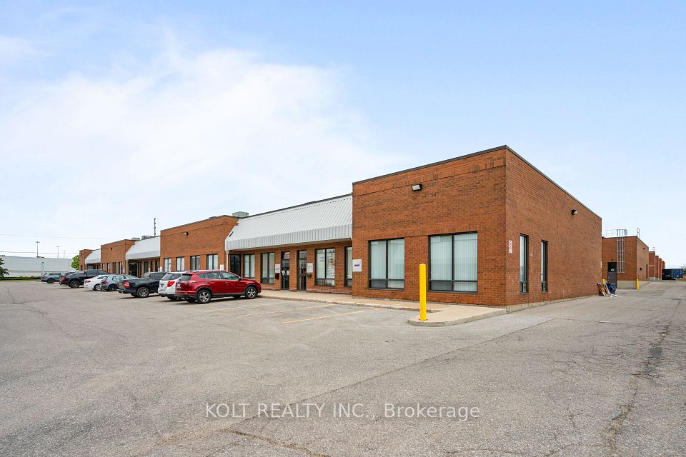 190 Britannia Road E 9, Mississauga, ON L4Z 2A4