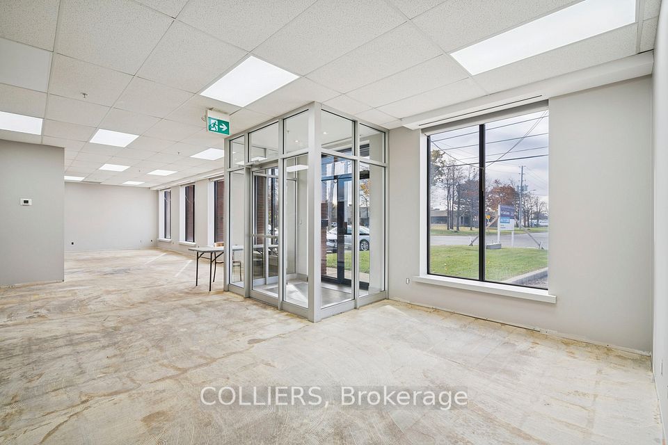 5309 Maingate Drive, Mississauga, ON L4W 1G6