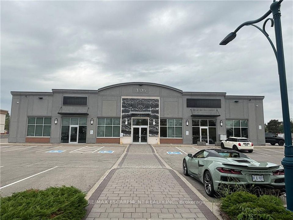 3325 Harvester Road 7, Burlington, ON L7N 3N2