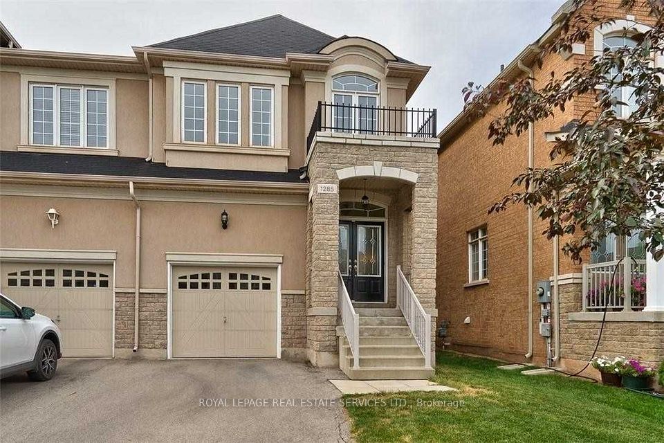 Semi-Detached  at 1285 Jezero Crescent, Oakville, ON L6H 0B5, Oakville