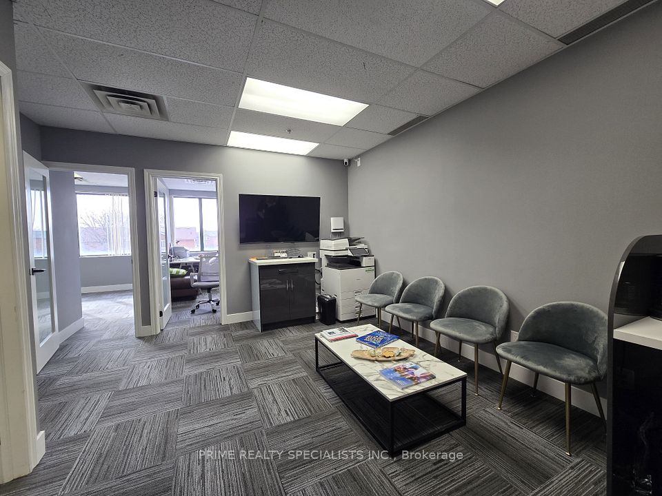 380 Bovaird Drive E 105A, Brampton, ON L6X 4N1