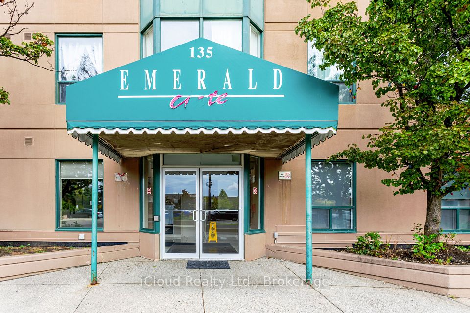 135 Hillcrest Avenue 903, Mississauga, ON L5B 4B1 at 135 Hillcrest Avenue 903, Mississauga, ON L5B 4B1, Mississauga, ON, L5B 4B1