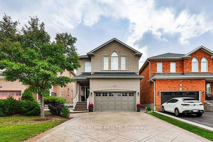 814 Brass Winds Place, Mississauga, ON L5W 1T4 at 814 Brass Winds Place, Mississauga, ON L5W 1T4, Mississauga, ON, L5W 1T4
