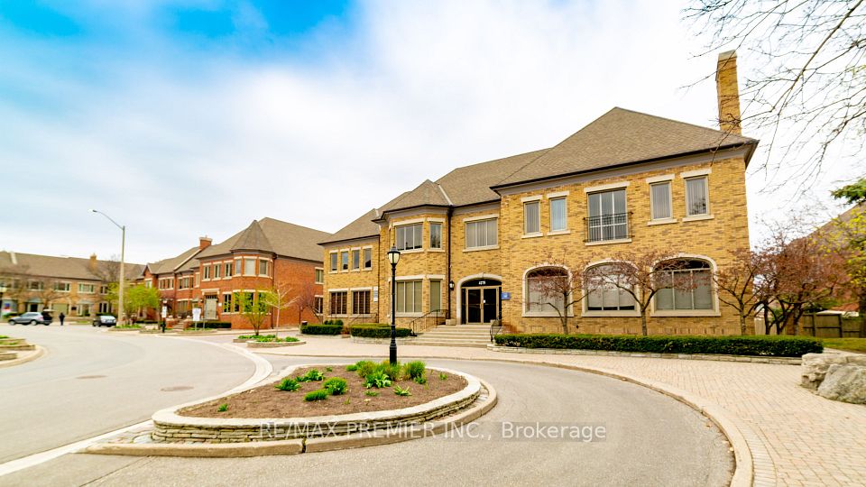 55 Village Centre Place 55-308, Mississauga, ON L4Z 1V9