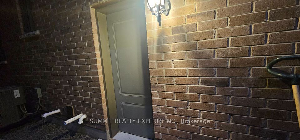 Detached at 27 James Walker Avenue 1 Bedroom Basement, Caledon, ON L7C 0H1, Caledon