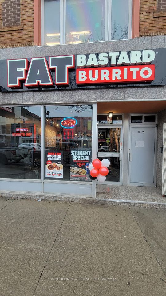 1222 St Clair Avenue W, Toronto W03, ON M6E 1B4