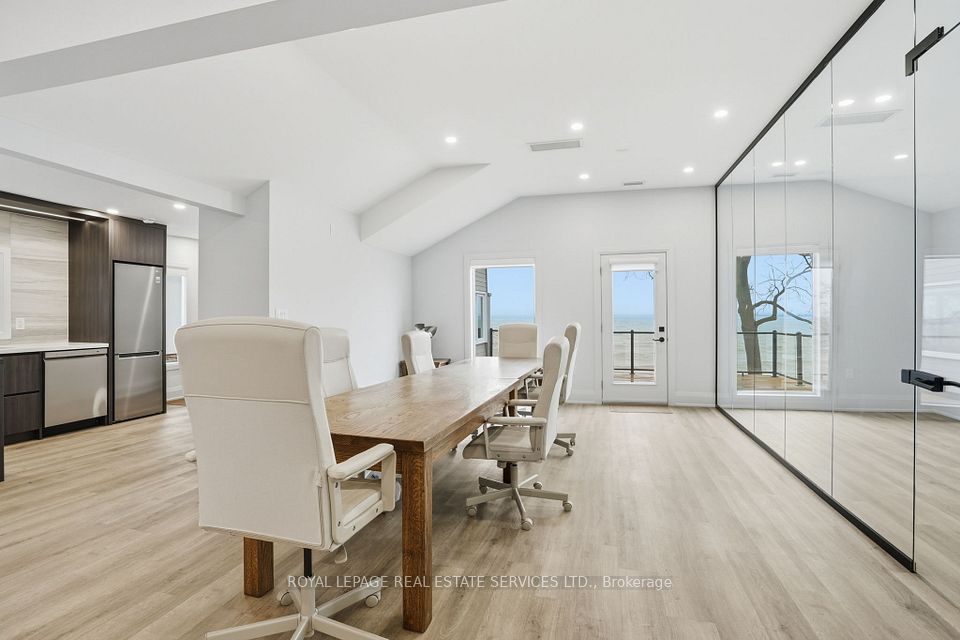 2100 Old Lakeshore Road 4, Burlington, ON L7R 1E3