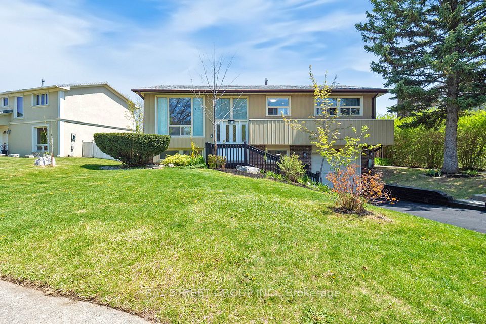 6119 Wabukayne Court, Mississauga, ON L5N 2B1 at 6119 Wabukayne Court, Mississauga, ON L5N 2B1, Mississauga, ON, L5N 2B1