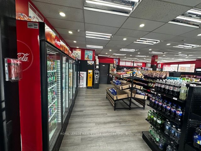 1011 Dufferin Street 104, Toronto W02, ON M6H 4B5