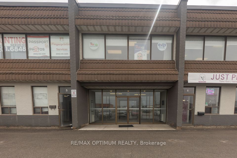 50 Steeles Avenue E 213, Milton, ON L9T 4W9