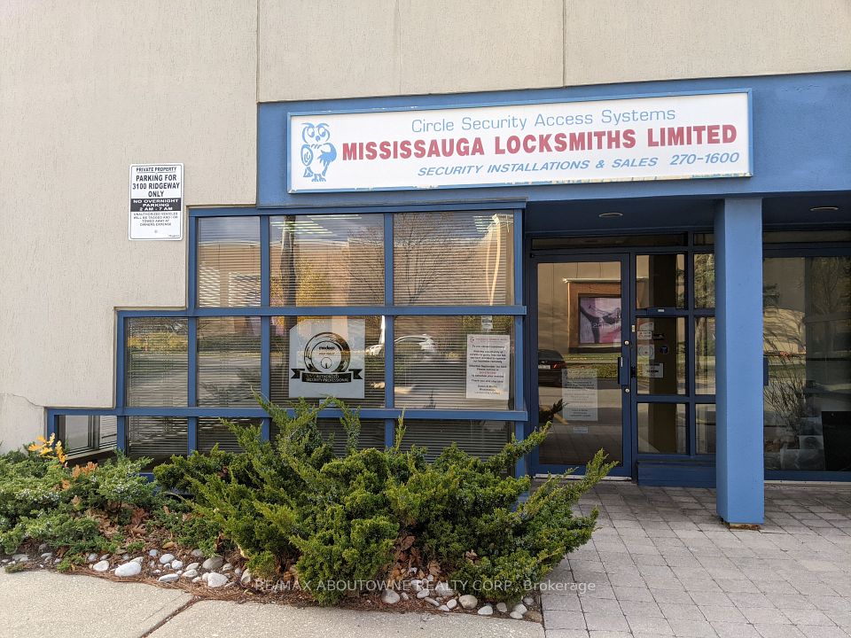 3100 Ridgeway Drive 1, Mississauga, ON L5L 5M5