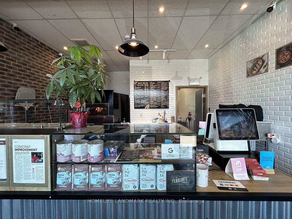 575 River Glen Boulevard 5, Oakville, ON L6H 6X6