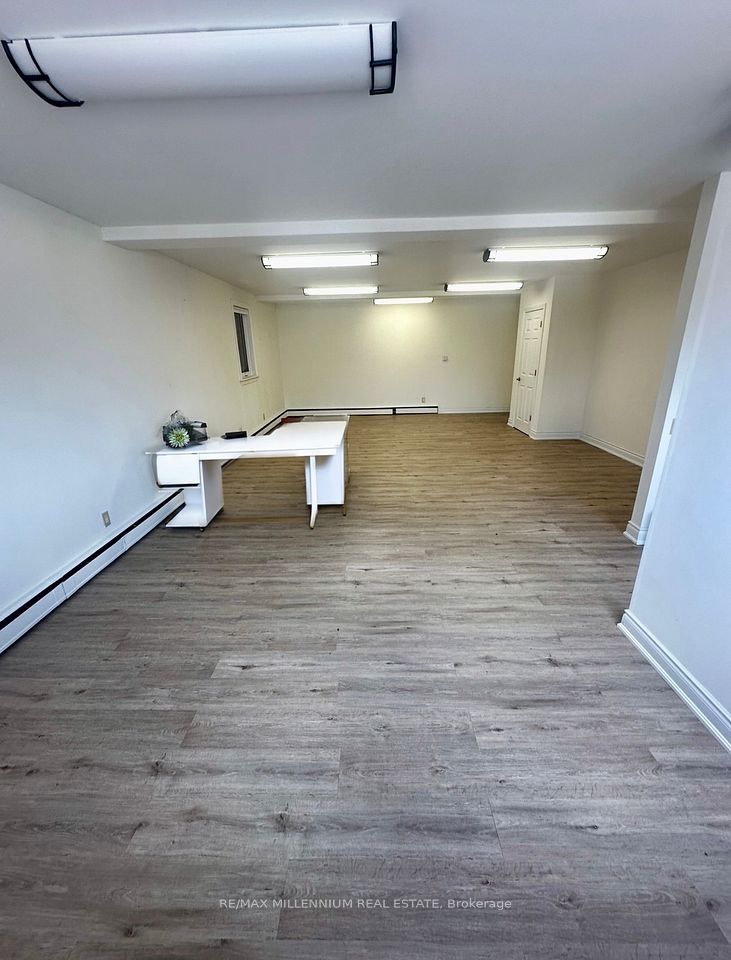 224 Queen Street S Upper #2, Mississauga, ON L5M 1L5