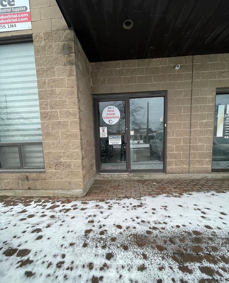 7195 Tranmere Drive 3, Mississauga, ON L5S 1N4