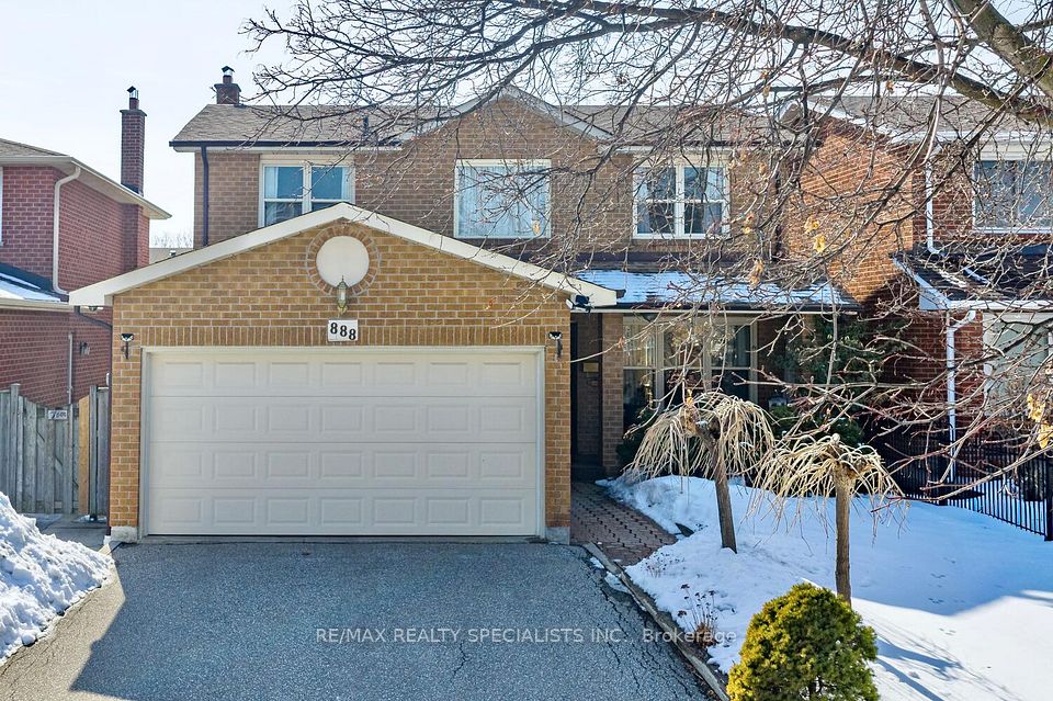 888 Messenger Meadow Drive, Mississauga, ON L5C 3T2 at 888 Messenger Meadow Drive, Mississauga, ON L5C 3T2, Mississauga, ON, L5C 3T2