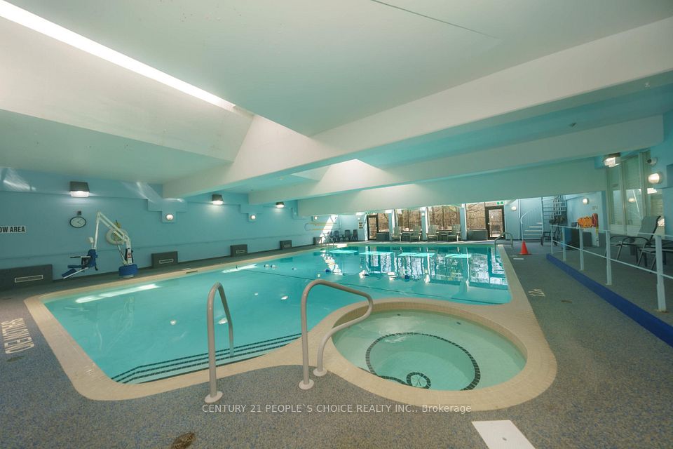 1905 Pilgrims Way 506, Oakville, ON L6M 2X2