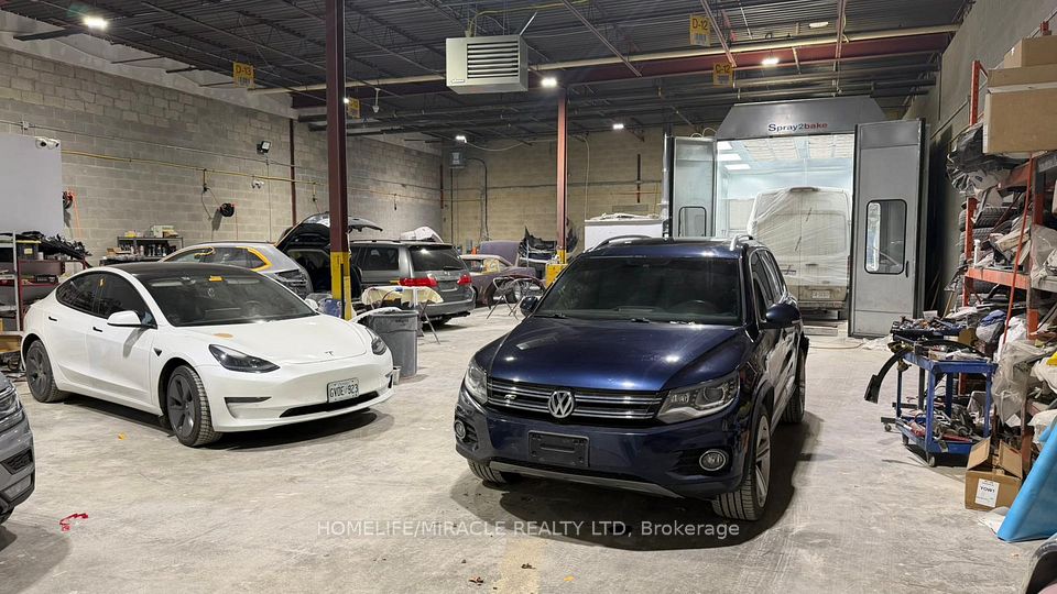 101 Glidden Road #8, Brampton, ON L6T 3W6