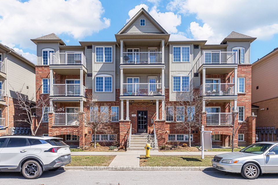 129 Isaac Devins Boulevard 5, Toronto W05, ON M9M 0C4
