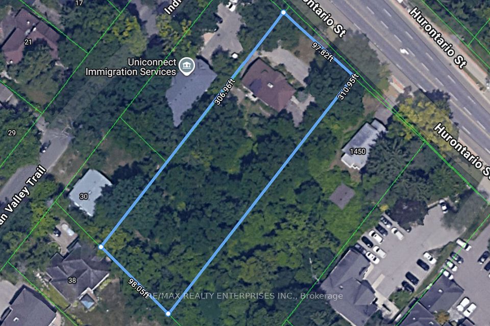 1462 Hurontario Street, Mississauga, ON L5G 3H4