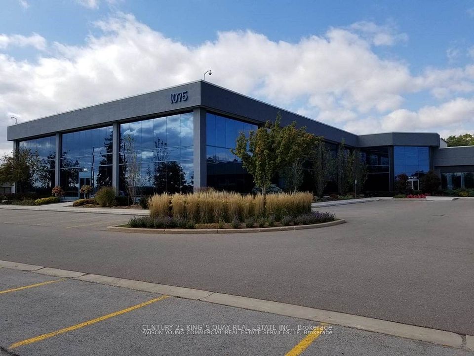 1075 North Service Road W 107-109, Oakville, ON L6M 2G2