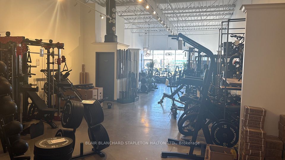 2388 Fairview Street 1, Burlington, ON L7R 2E4