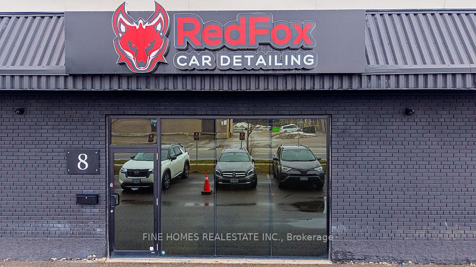 73 Alness Street 8, Toronto W05, ON M3J 2H2