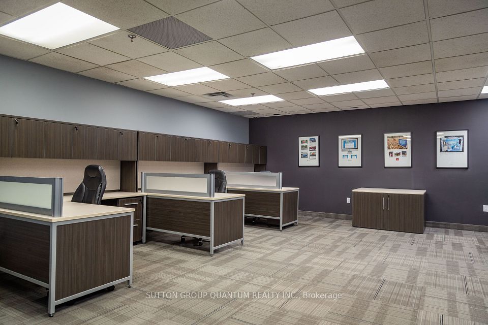 5100 South Service Road 19, Burlington, ON L7L 6A5