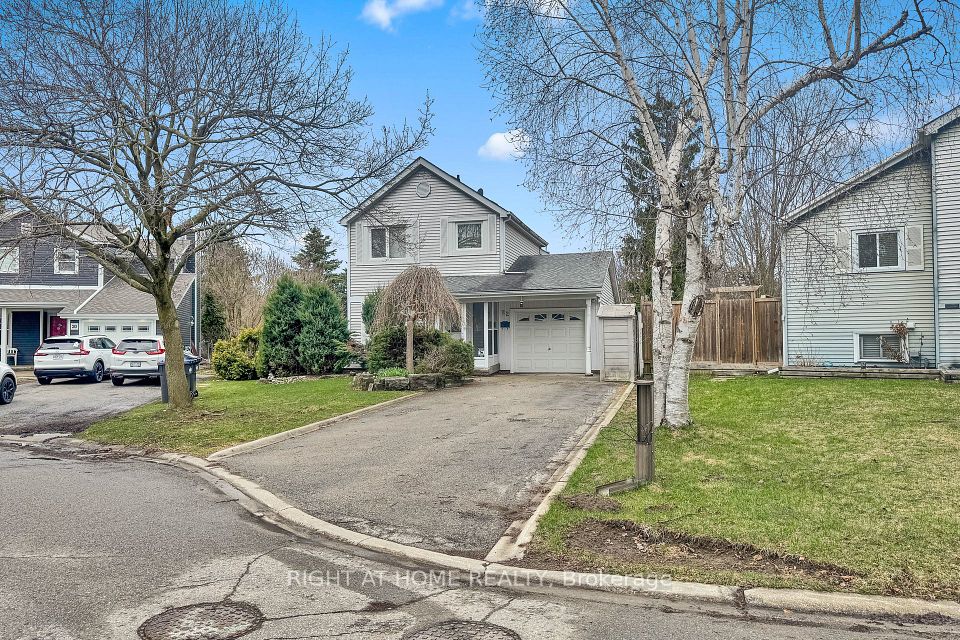 22 Blueridge Square, Brampton, ON L6Z 1A1 at 22 Blueridge Square, Brampton, ON L6Z 1A1, Brampton, ON, L6Z 1A1