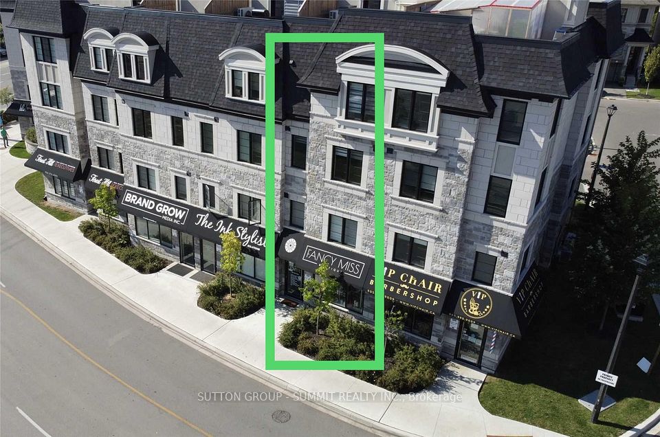 1012 Lagoon Street, Mississauga, ON L5G 0B2