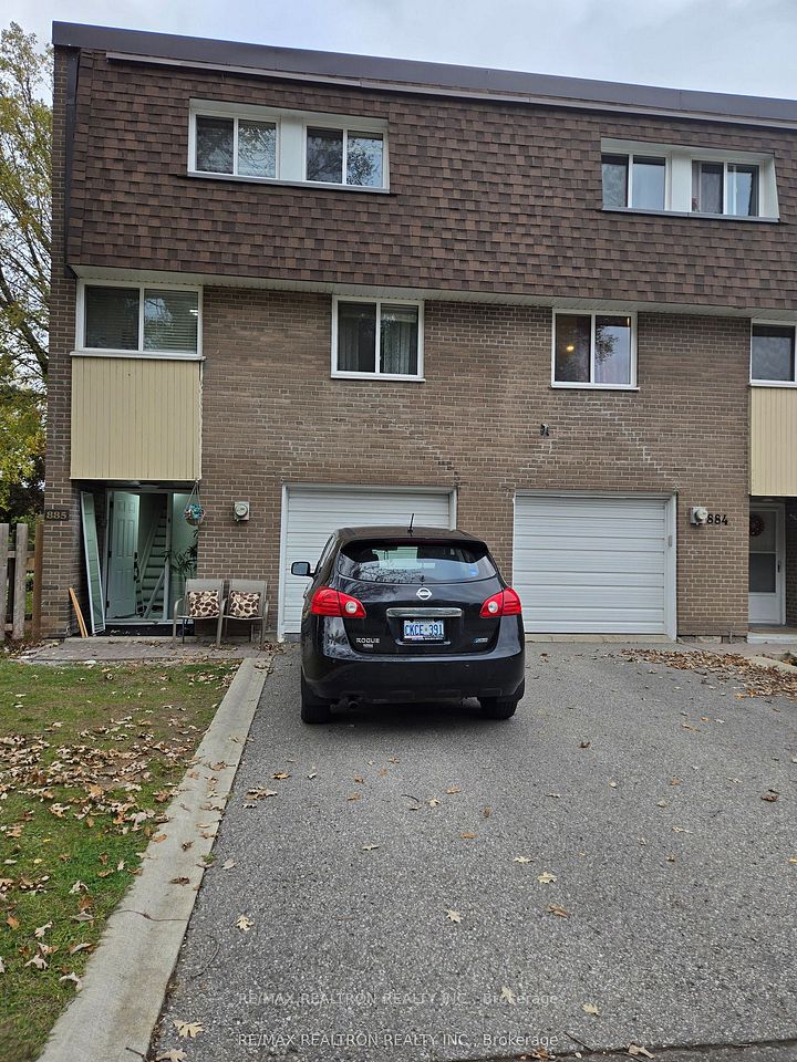 36 Tandridge Crescent 885, Toronto, ON M9W 2P2 at 36 Tandridge Crescent 885, Toronto, ON M9W 2P2, Toronto W10, ON, M9W 2P2