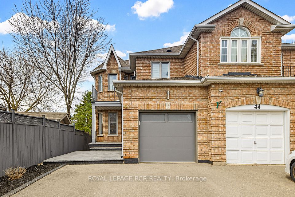 Semi-Detached  at 42 Archbury Circle, Caledon, ON L7E 2H7, Caledon