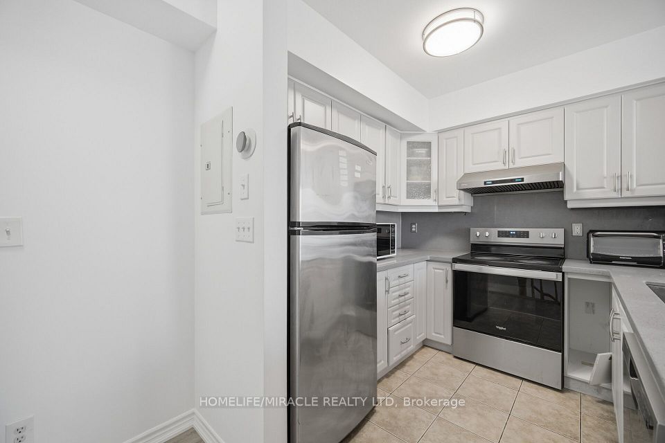 3049 Finch Avenue W 2002, Toronto, ON M9M 0A5 at 3049 Finch Avenue W 2002, Toronto, ON M9M 0A5, Toronto W05, ON, M9M 0A5