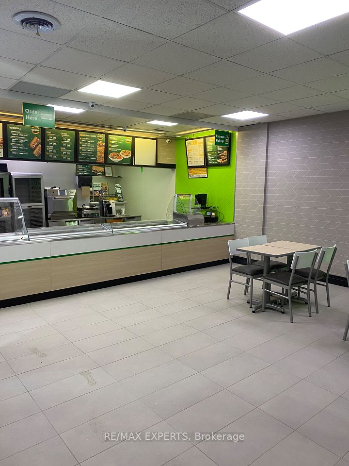 41 Kennedy Road N, Brampton, ON L6V 1X6