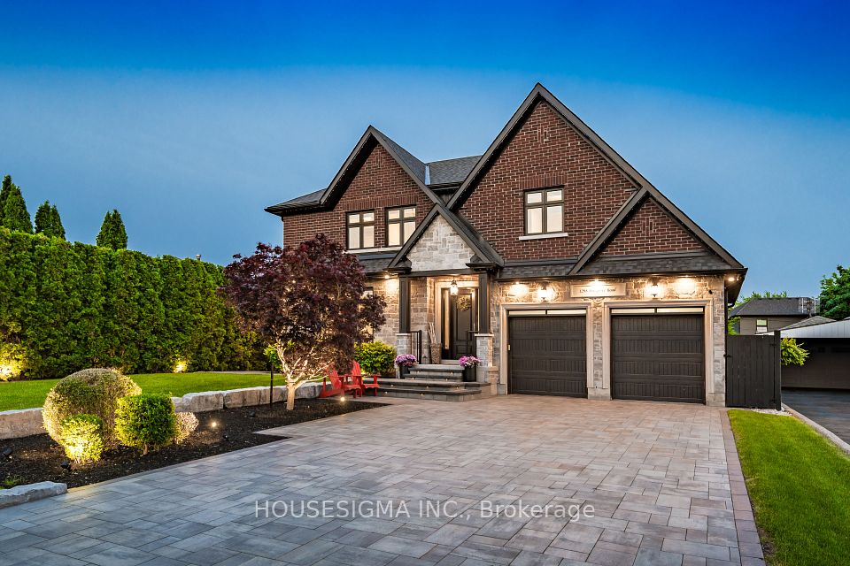 Detached at 1298 Pinegrove Road, Oakville, ON L6L 2X3, Oakville