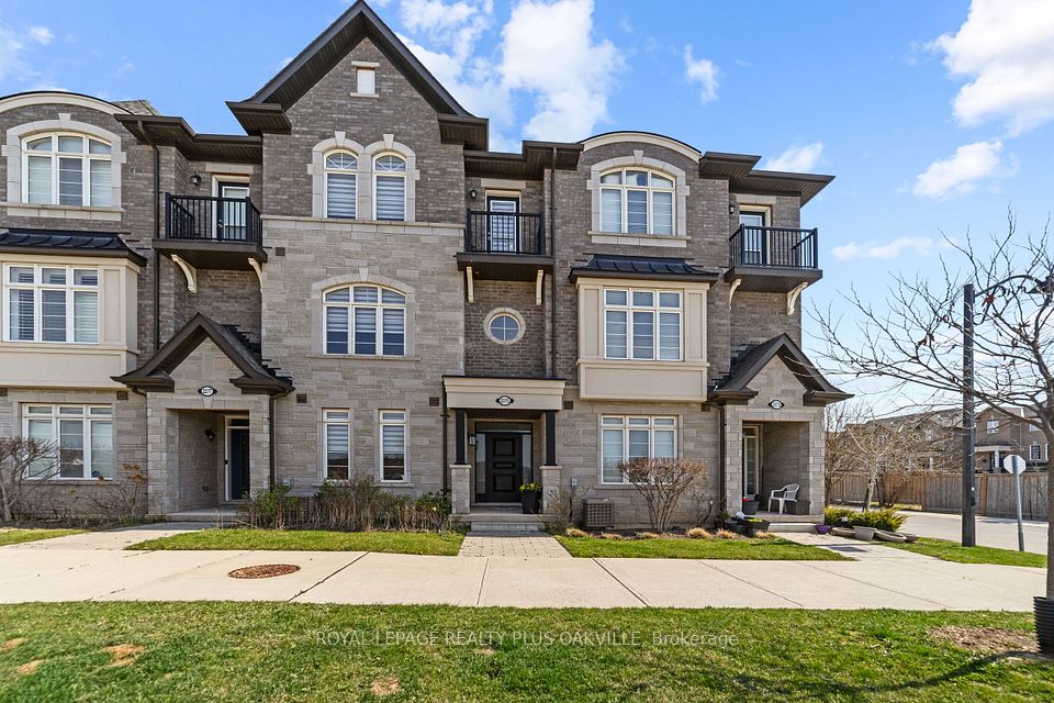 Att/Row/Townhouse at 2275 Khalsa Gate, Oakville, ON L6M 1P4, Oakville