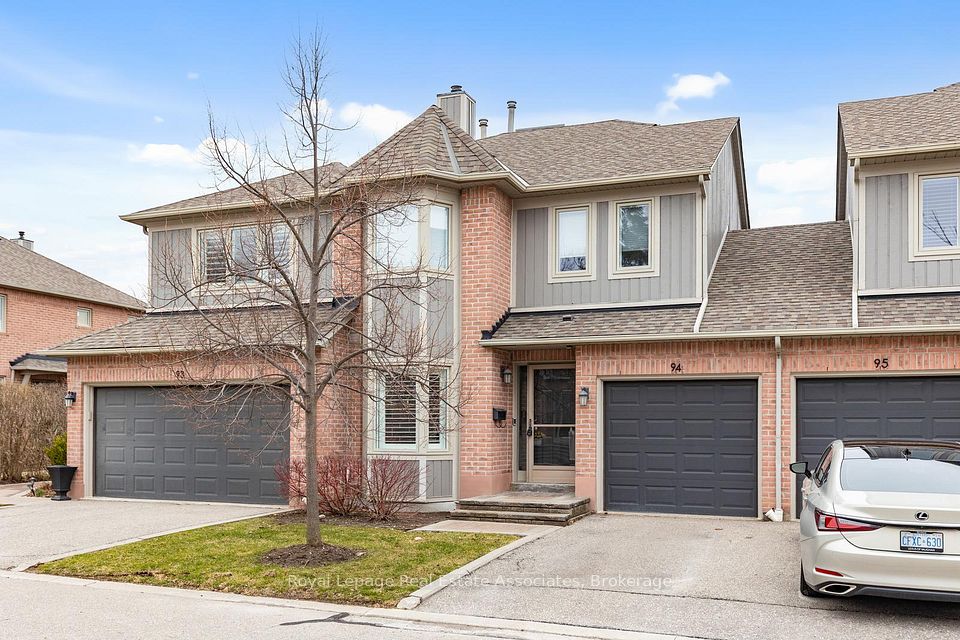 Condo Townhouse at 5480 Glen Erin Drive 94, Mississauga, ON L5M 5R3, Mississauga