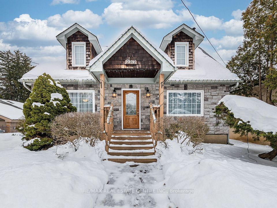 Detached at 2212 Mississauga Road, Mississauga, ON L5H 2K9, Mississauga