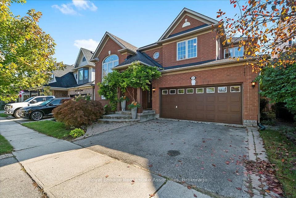 Detached at 1578 French Gardens, Milton, ON L9T 5L5, Milton