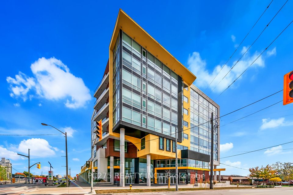 1275 Finch Avenue W 201, Toronto W05, ON M3J 0L5