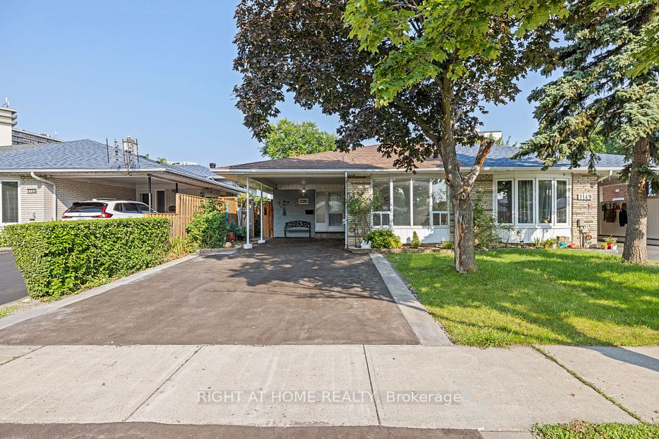 1147 Saturnia Crescent, Mississauga, ON L4Y 2M2 at 1147 Saturnia Crescent, Mississauga, ON L4Y 2M2, Mississauga, ON, L4Y 2M2