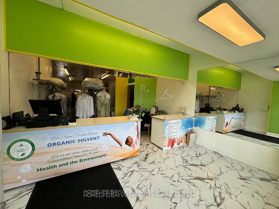 763 The Queensway Avenue, Toronto W07, ON M8Z 1N1