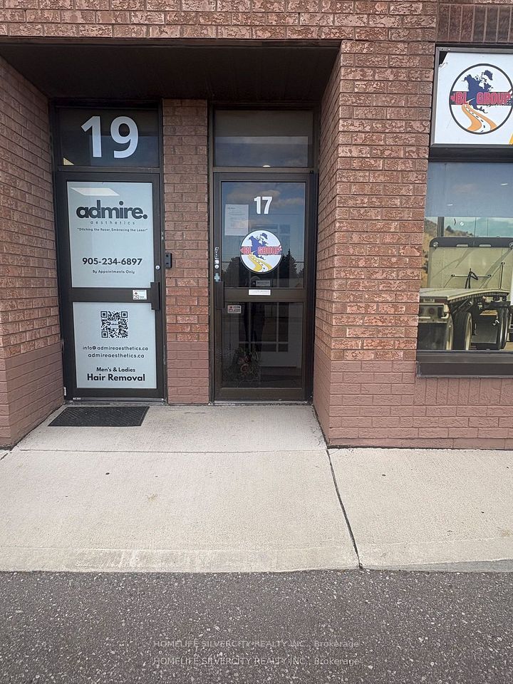 2131 Williams Parkway E 17, Brampton, ON L6S 6B8