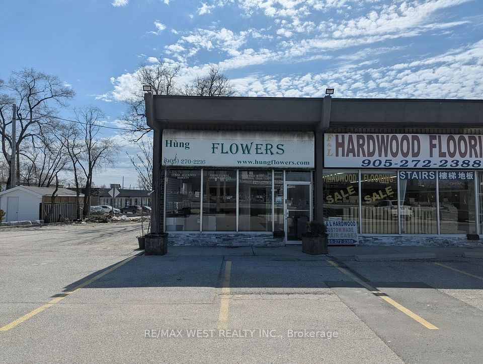 1872 Dundas Street E, Mississauga, ON L4X 1L9