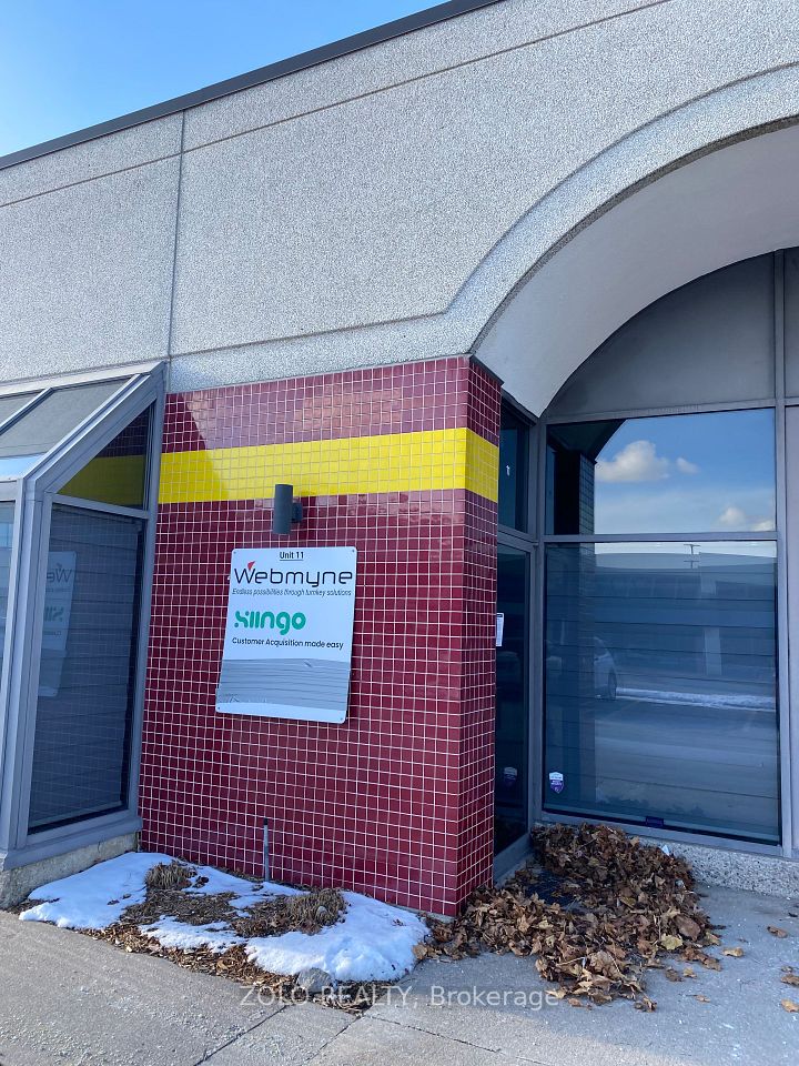 5225 Orbitor Drive 11, Mississauga, ON L4W 4Y8