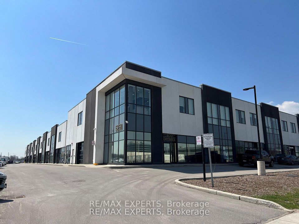 5250 Solar Drive 33, Mississauga, ON L4W 5M8