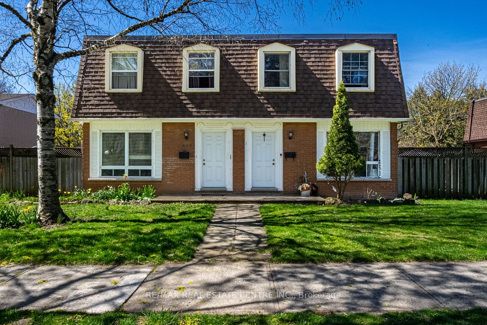 648-654 Francis Road, Burlington, ON L7T 3X7