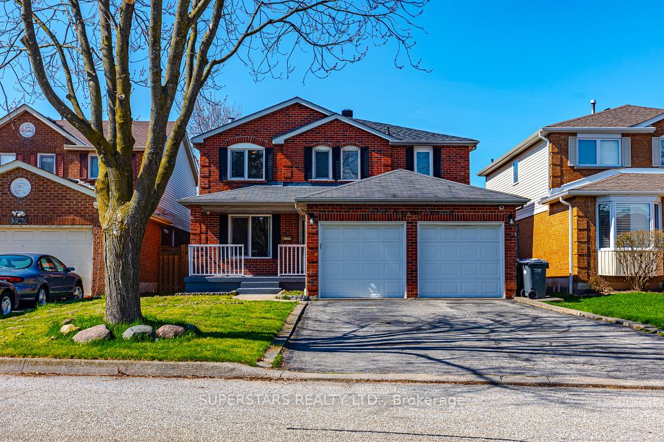 3945 Renfrew Crescent, Mississauga, ON L5L 4J6 at 3945 Renfrew Crescent, Mississauga, ON L5L 4J6, Mississauga, ON, L5L 4J6